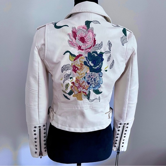 Blank NYC White Leather Jacket with Floral Embroidery (XS) NWT - Picture 5 of 9
